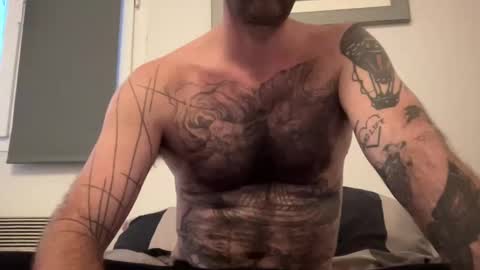 justmeandyou00 online show from March 4, 5:13 pm