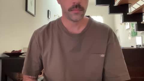 justmeandyou00 online show from September 18, 7:43 am