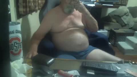 justmeohio online show from July 8, 1:31 am