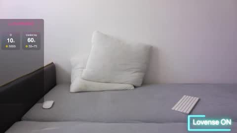 k1tt04n0nym0 online show from March 11, 9:16 am