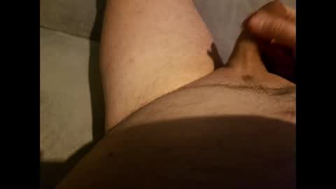 Snapshot of kalendr chatting on December 22, 2:06 pm Kalendr online show from December 22, 2:06 pm