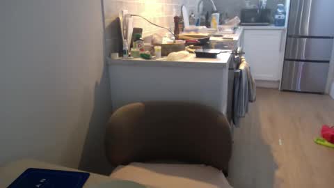 Cam with Me Vixens DM me online show from February 13, 3:28 pm