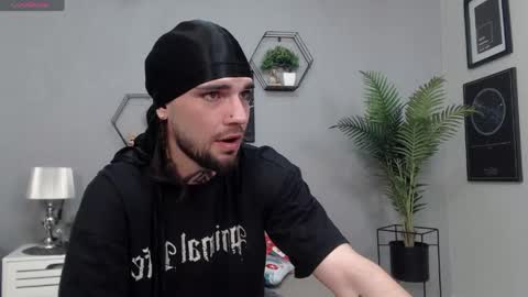 Kane online show from April 18, 7:58 pm