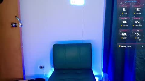 KATY online show from April 9, 10:38 pm