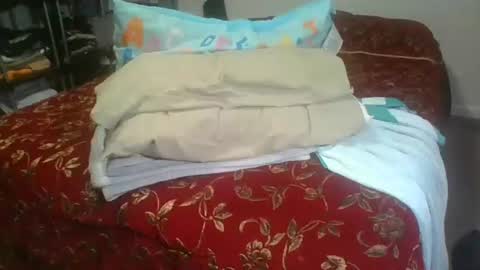 kaylee kakes online show from October 15, 7:21 pm