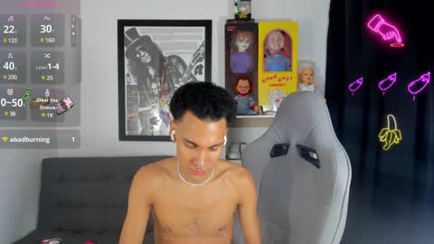 pablo online show from December 15, 8:30 am