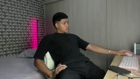 KEINNER online show from February 11, 8:25 pm