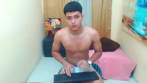 keinner  sexy hot bigcock online show from October 21, 6:33 pm