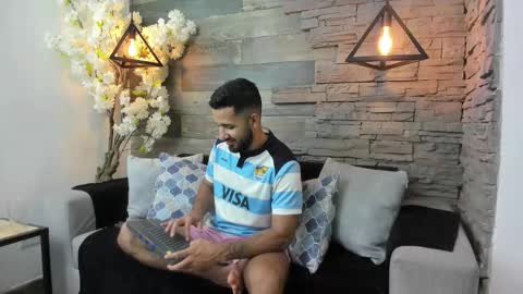 Keith  online show from January 7, 12:10 pm