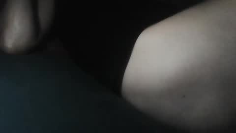 kekszem1 online show from April 6, 11:37 pm