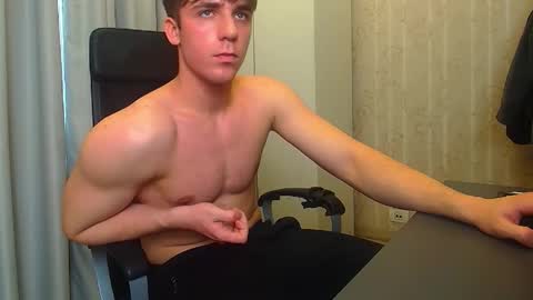 KellenWest online show from December 23, 10:13 am