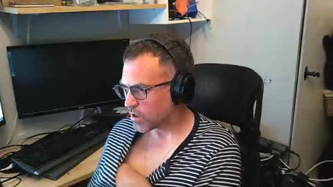 kelvin06133 online show from March 28, 11:16 pm