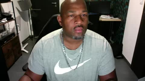 ken3897 online show from July 31, 9:24 pm