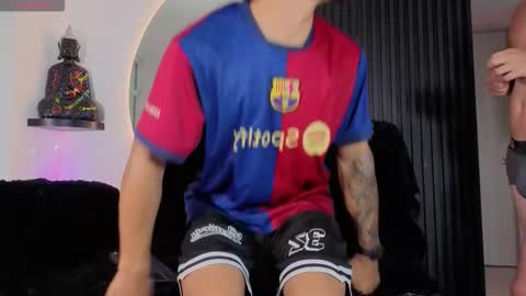   online show from January 9, 8:25 pm