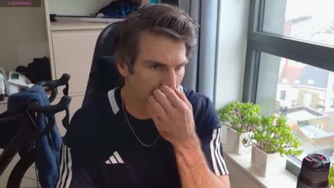 KenD online show from January 9, 11:37 am