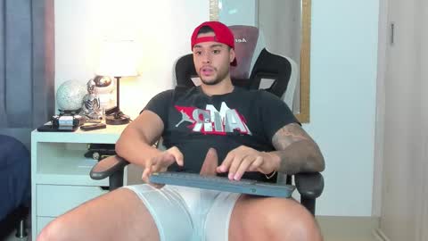 ken_mailik online show from October 24, 5:20 am