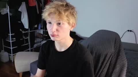 Kessy online show from October 22, 11:08 pm