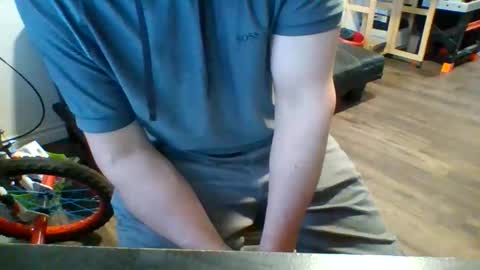 kgetzitall online show from April 2, 7:55 pm