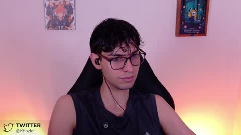 khozler_ online show from April 19, 2:11 am