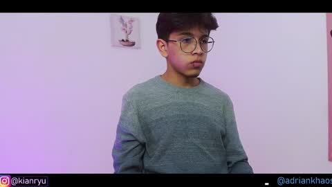 Adrian  Chlloe online show from December 19, 12:02 am