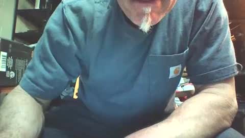 kick_1_down online show from December 21, 5:07 pm