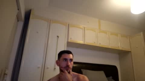 kieran938s online show from March 21, 3:32 am