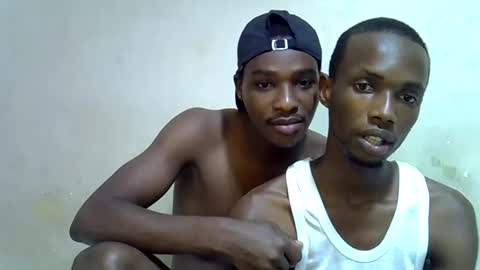 kimzsguyz online show from February 22, 6:53 pm