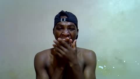 kimzsguyz online show from March 2, 6:14 am