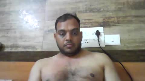 kingalpines1 online show from February 12, 6:58 pm