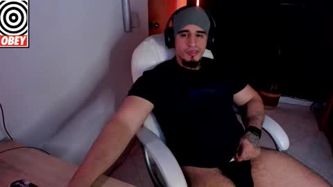 King Bear online show from February 6, 12:46 pm