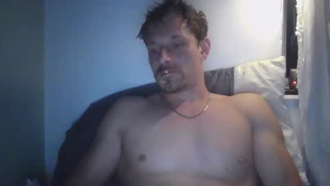 kingharold92 online show from June 1, 10:32 pm
