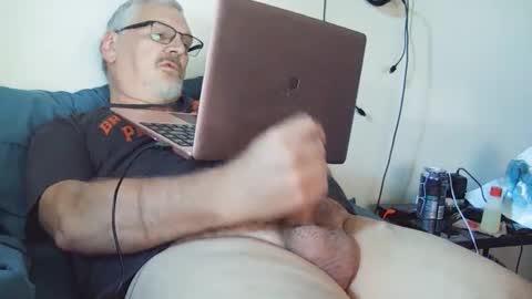 kingtongue10 online show from September 25, 7:57 pm