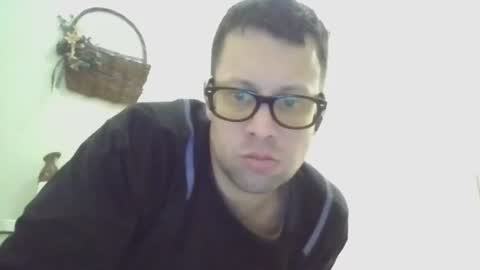 kinkystrides online show from March 28, 12:00 am