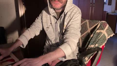 kissofbanned1983 online show from February 15, 10:13 am