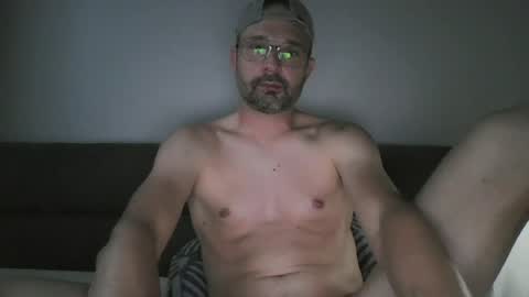 kleinyves online show from June 28, 6:36 pm
