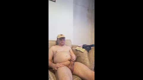 kokworshipper online show from April 25, 2:58 pm