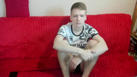 konnor_deviant online show from March 31, 9:00 am