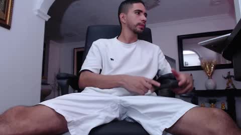 kratoswolf online show from March 2, 2:02 pm