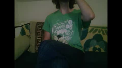 Snapshot of krissifitboy_xxx chatting on December 22, 5:23 am krissifitboy_xxx online show from December 22, 5:23 am