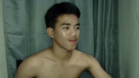 kritthanarkorn online show from November 24, 11:00 am