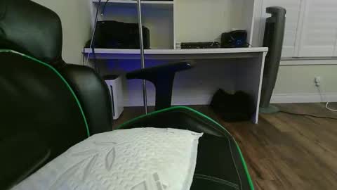 Kevin online show from November 4, 7:31 am