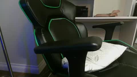 Kevin online show from December 4, 7:17 am