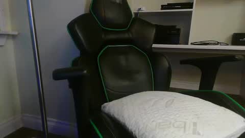 Kevin online show from December 13, 7:26 am