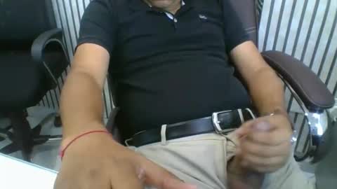 kunalbull25 online show from September 24, 11:52 am