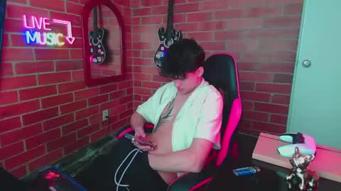 JASON online show from April 27, 5:41 pm