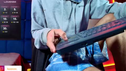 kuzzcoo online show from March 2, 5:23 am