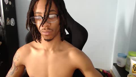 kwonder78 online show from March 8, 5:50 pm