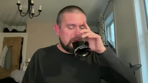 kyle941974367 online show from November 14, 7:32 am