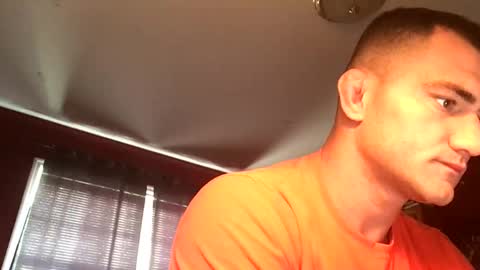 Snapshot of kylegotittt chatting on December 7, 3:08 pm Hotbody545 online show from December 7, 3:08 pm