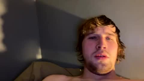 kylelovepussy69 online show from February 26, 7:47 pm